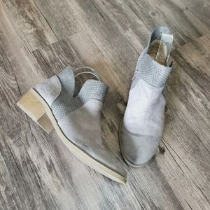 American Eagle Snake Skin Suede Ankle Boots